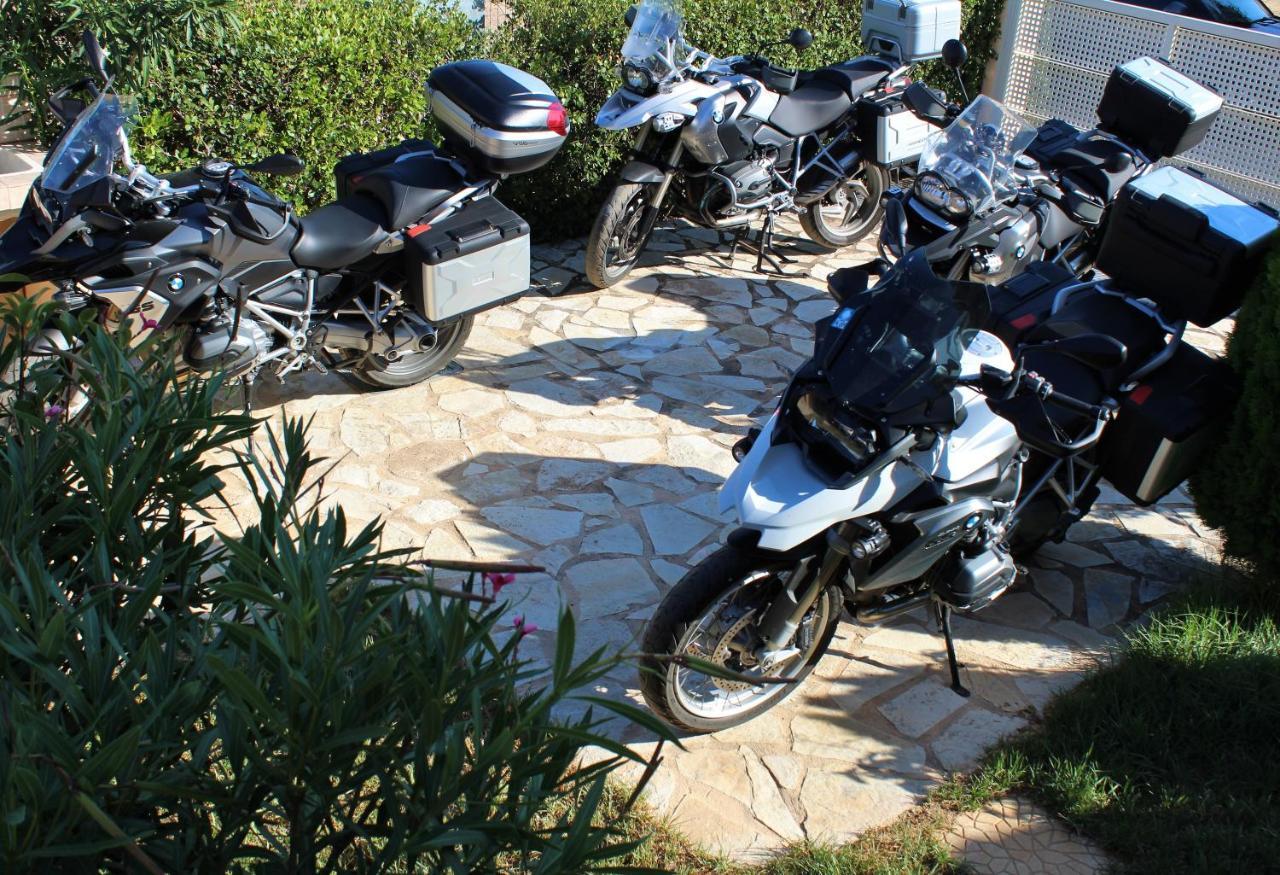 Helen'S Sounio Apartments Sounion Ngoại thất bức ảnh